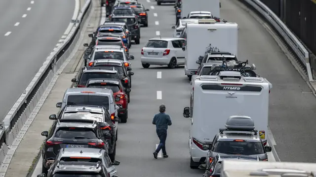 gotthard stau (Gotthard traffic jam) - trend visualization